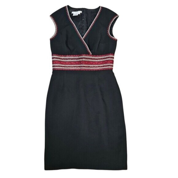 Maggy London Dresses & Skirts - Maggy London Black & Red Embroidered Sheath Dress Size 8
